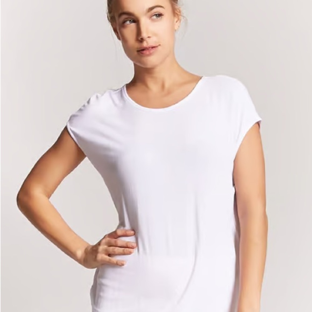 💥 Tahari White Short Sleeve Relaxed T-Shirt
